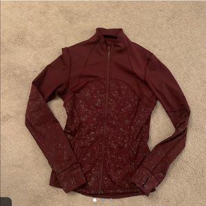 maroon lululemon define jacket size 8